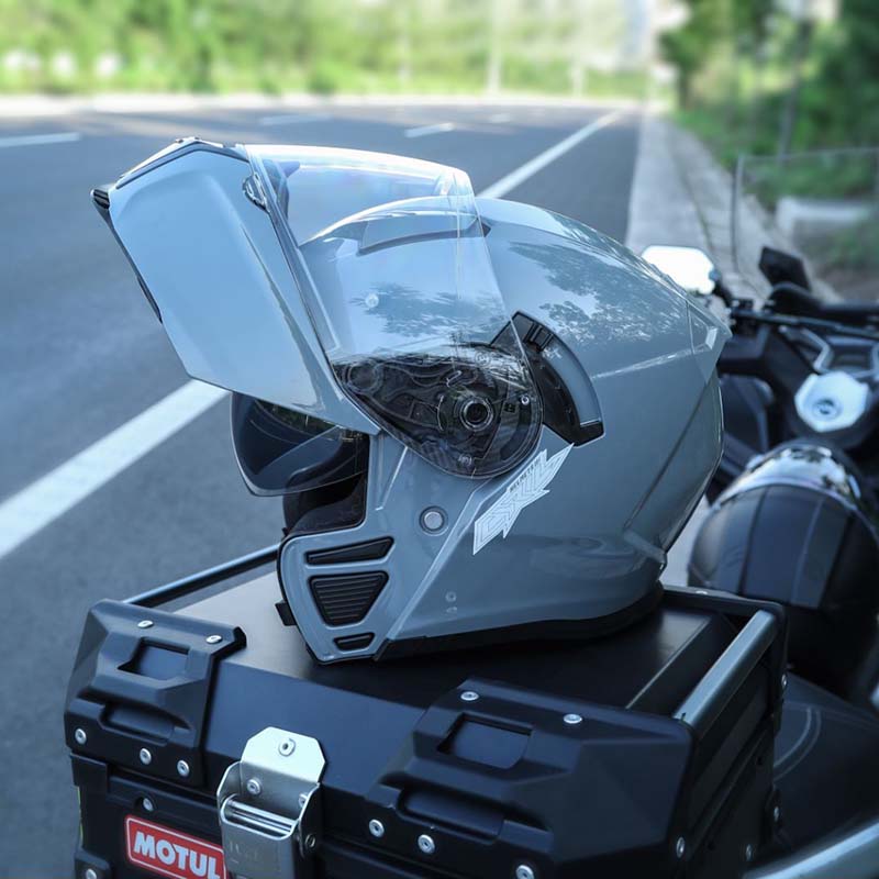 Dual Visor Modular Flip up Helmet - DOT and ECE Approved